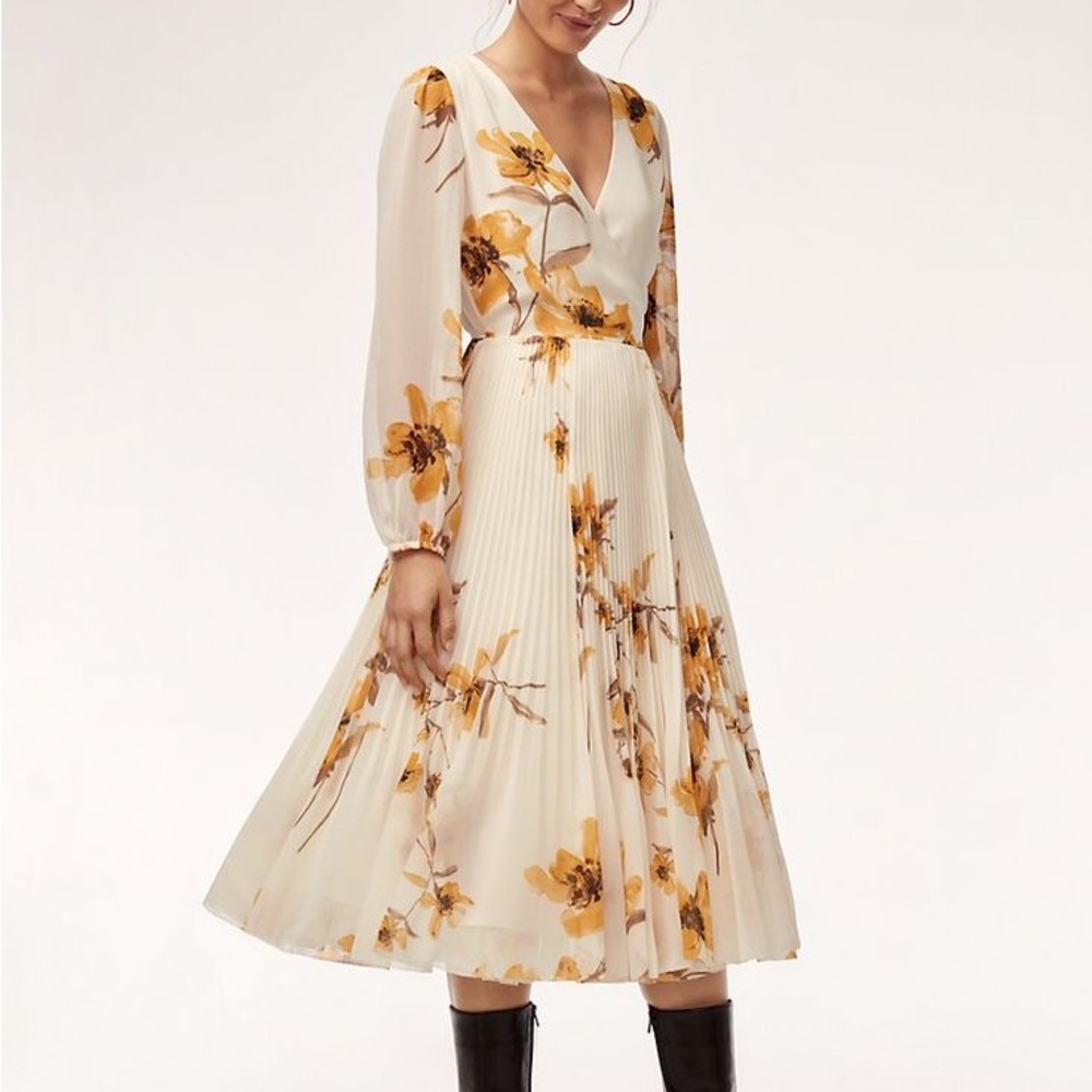 NEW w/o tags✨ARITZIA WILFRED. Size XXS (fits like small)